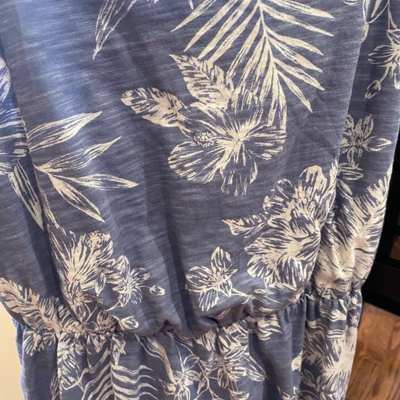 Old Navy spaghetti strap dress with elastic waist. - Picture 7 of 8